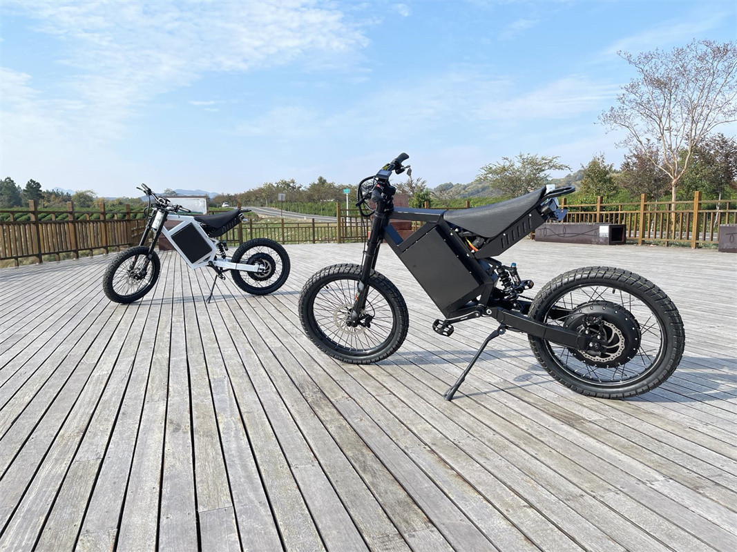 عينة بالجملة متوفرة Cs20 Steal - مراجعة 8000W Stealth Bomber Ebike وسعره