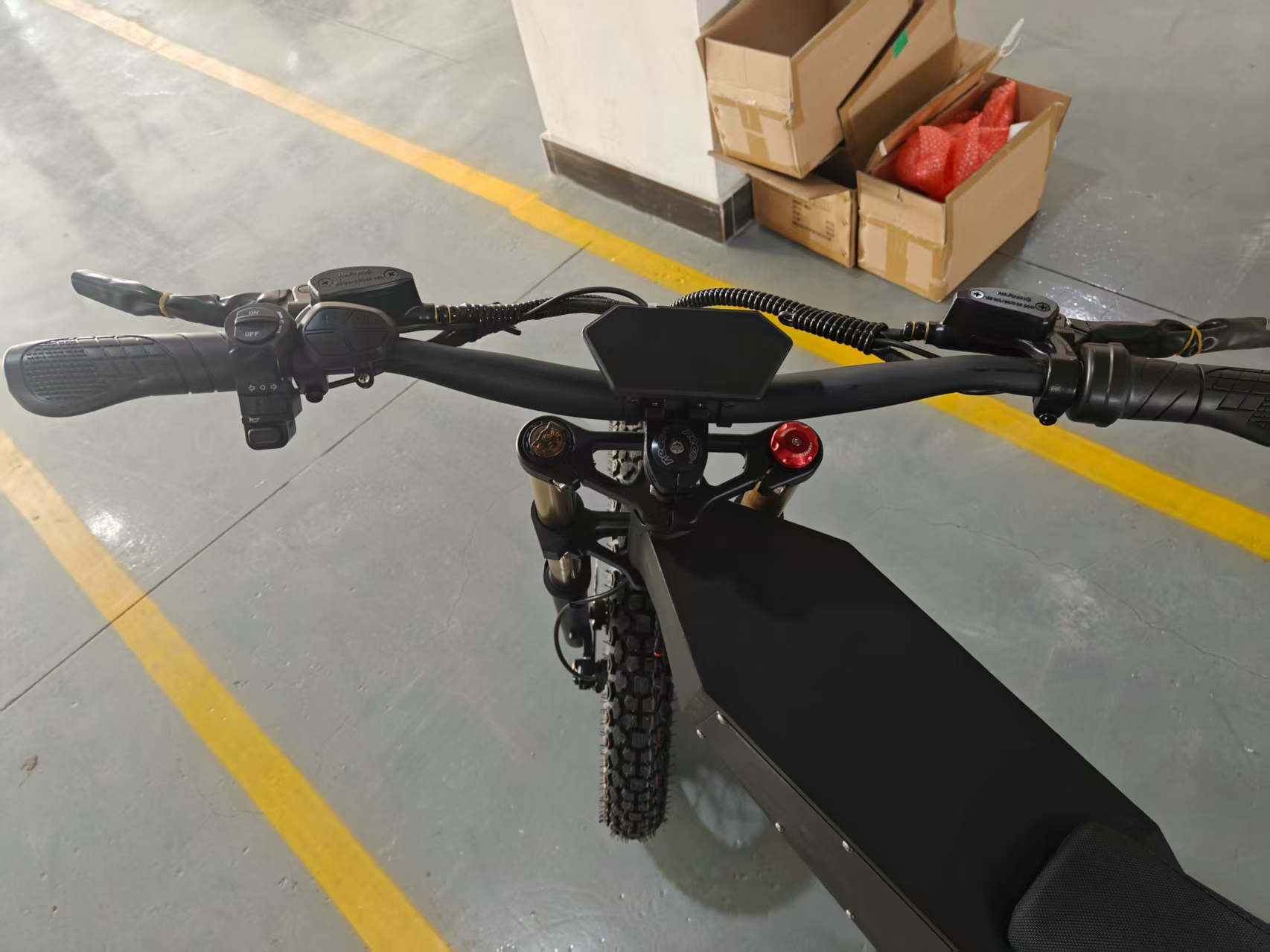 منتج جديد لعام 2024: دراجة كهر - مراجعة 72V 12000W Electric Dirt Bike وسعره